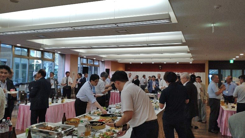 ���e��i